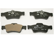 Load image into Gallery viewer, Brake Pad Set