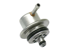 Load image into Gallery viewer, Fuel Pressure Regulator
