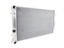 Load image into Gallery viewer, Radiator