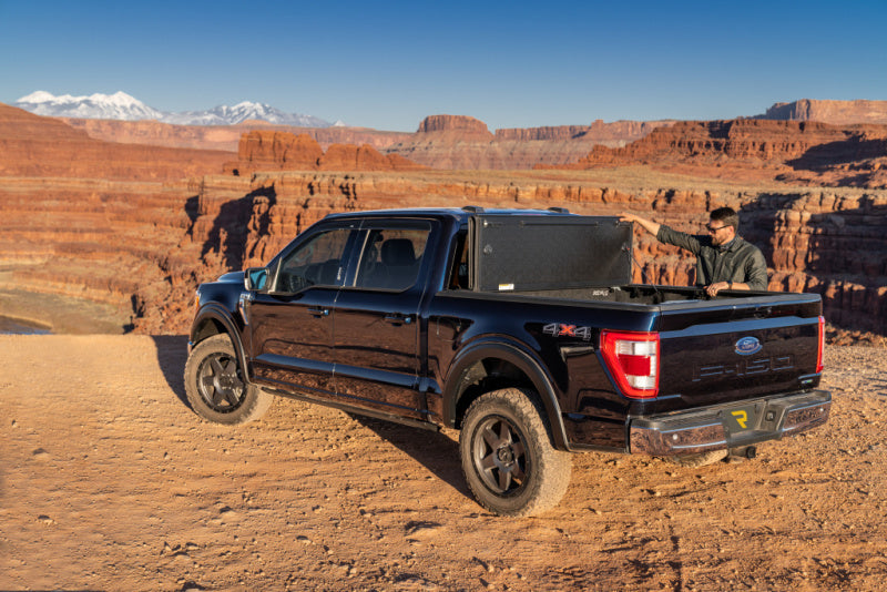 UnderCover 2021+ Ford F-150 Crew Cab 5.5ft Armor Flex Bed Cover Cover UNDAX22029