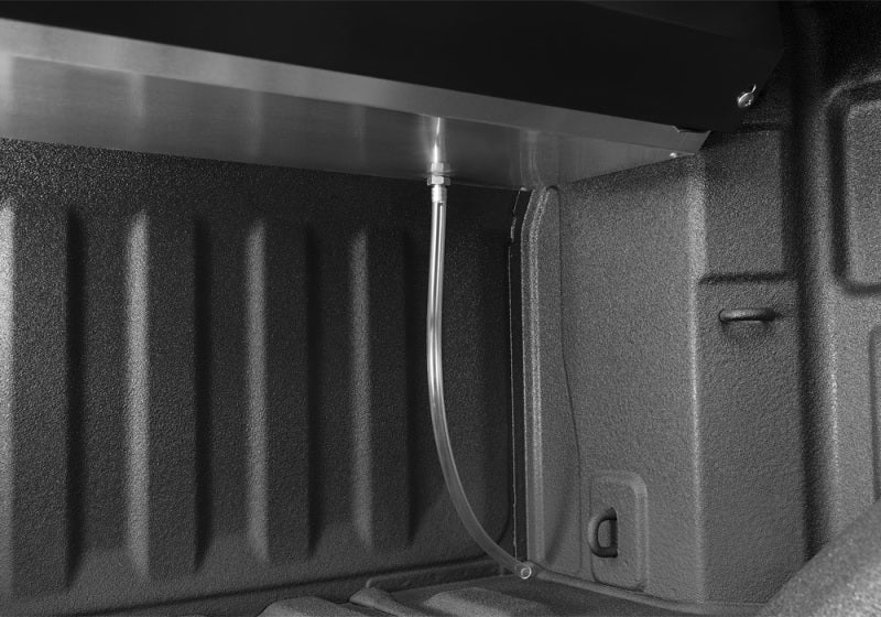 Roll-N-Lock 2019 Chevy Silverado 1500 68-3/8in E-Series Retractable Tonneau Cover RNLRC223E