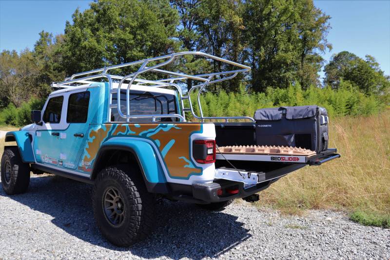 Gladiator BedSlide 1000 Classic 57x43 Inch Silver For 20-Pres Gladiator 5 Foot Bed