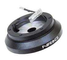Load image into Gallery viewer, NRG Short Hub Adapter Mitsubishi / Subaru NRGSRK-100H