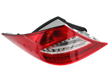 Load image into Gallery viewer, Taillight