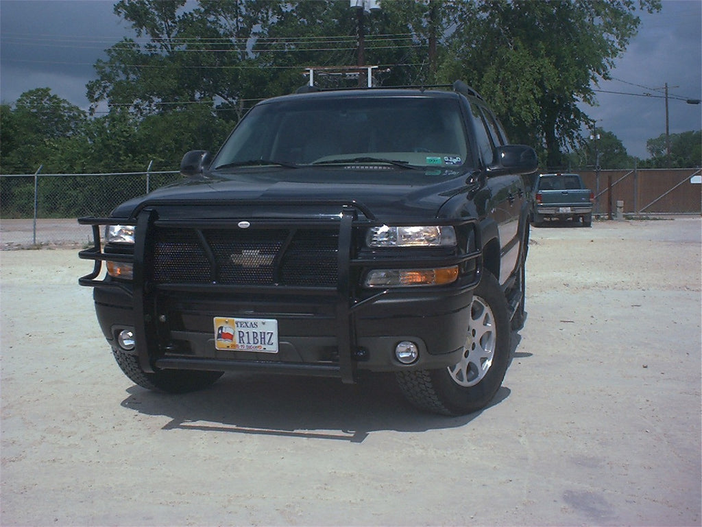 200-29-9004_Tahoe_driver_quarter_ON_V.jpg