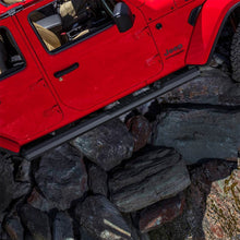 Load image into Gallery viewer, 2019_Jeep_JL_Rubicon_OctoBoardOnline.jpg