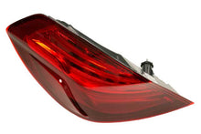 Load image into Gallery viewer, Taillight