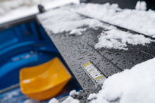 Load image into Gallery viewer, Retrax 21-22 Ford F-150 Super Crew/Super Cab (Incl. 2022 Lightning) 5.5ft Bed RetraxPRO XR RTXT-80378