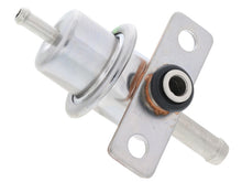 Load image into Gallery viewer, Fuel Pressure Regulator