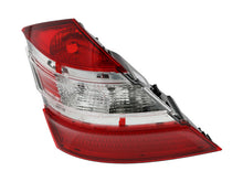 Load image into Gallery viewer, Taillight Lens