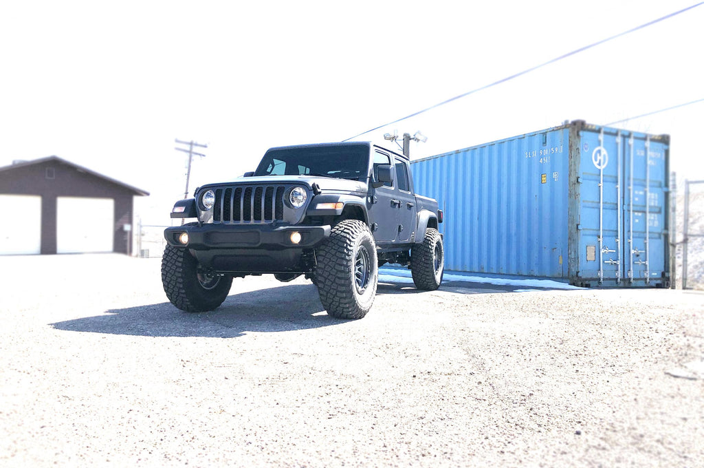 Front Leveling Kit 20-Up Jeep Gladiator w/Front Shock Extension Brackets Tuff Country