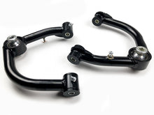 Load image into Gallery viewer, Uni-Ball Upper Control Arms 95-04 Toyota Tacoma 4x4/PreRunner/99-06 Tundra 4x4/2WD/1996-02 4Runner Tuff Country