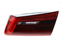 Load image into Gallery viewer, Taillight