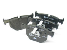 Load image into Gallery viewer, Brake Pad Set