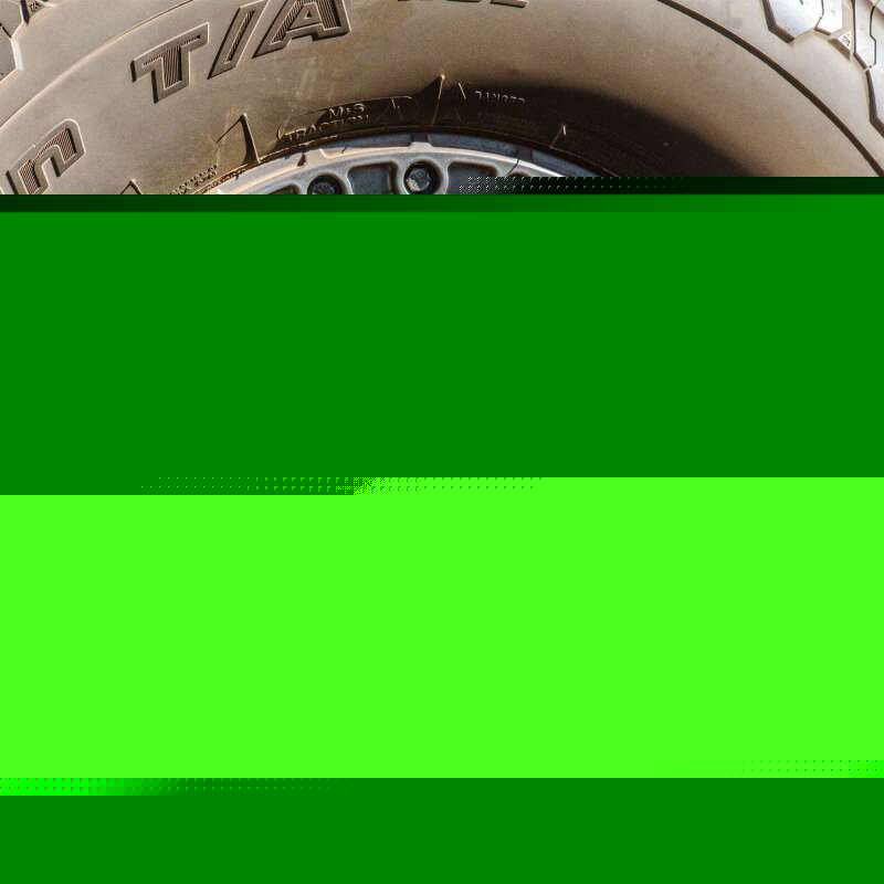 KC HiLiTES 21-24 Ford Bronco Spare Tire Carrier Light Mount w/ M12x1.5 Lug Nuts KCL7477