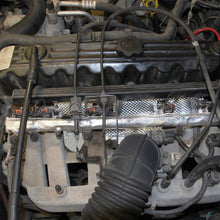 Load image into Gallery viewer, DEI Fuel Rail and Injecter Cover Jeep 1997 - 2004 4.0L Engine DEI10378