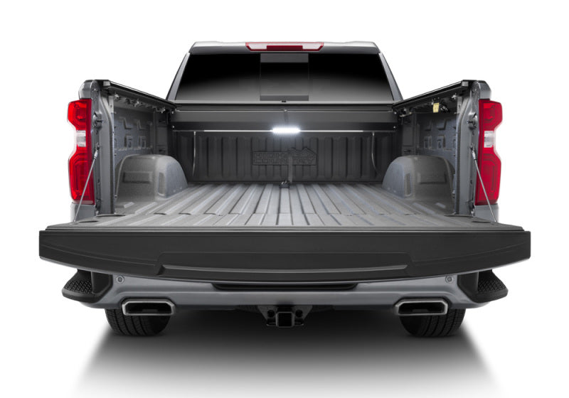 Roll-N-Lock 2019 Chevy Silverado 1500 68-3/8in E-Series Retractable Tonneau Cover RNLRC223E