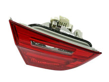 Load image into Gallery viewer, Taillight