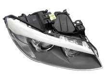 Load image into Gallery viewer, Headlight Assembly