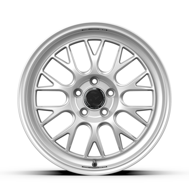 fifteen52 Holeshot RSR 18x8.5 5x112 42mm ET 57.1mm Center Bore Radiant Silver FFTRSHRS-88551+42