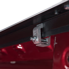Load image into Gallery viewer, Tonno Pro 07-13 Chevy Silverado 1500 6.6ft Fleetside Lo-Roll Tonneau Cover TNPLR-1030