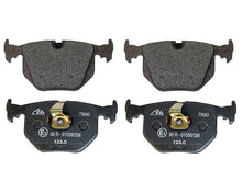 Load image into Gallery viewer, Brake Pad Set