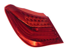 Load image into Gallery viewer, Taillight Assembly