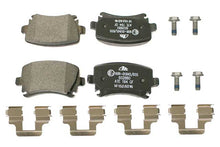 Load image into Gallery viewer, Brake Pad Set