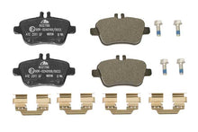Load image into Gallery viewer, Brake Pad Set