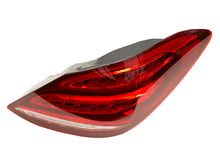 Load image into Gallery viewer, Taillight