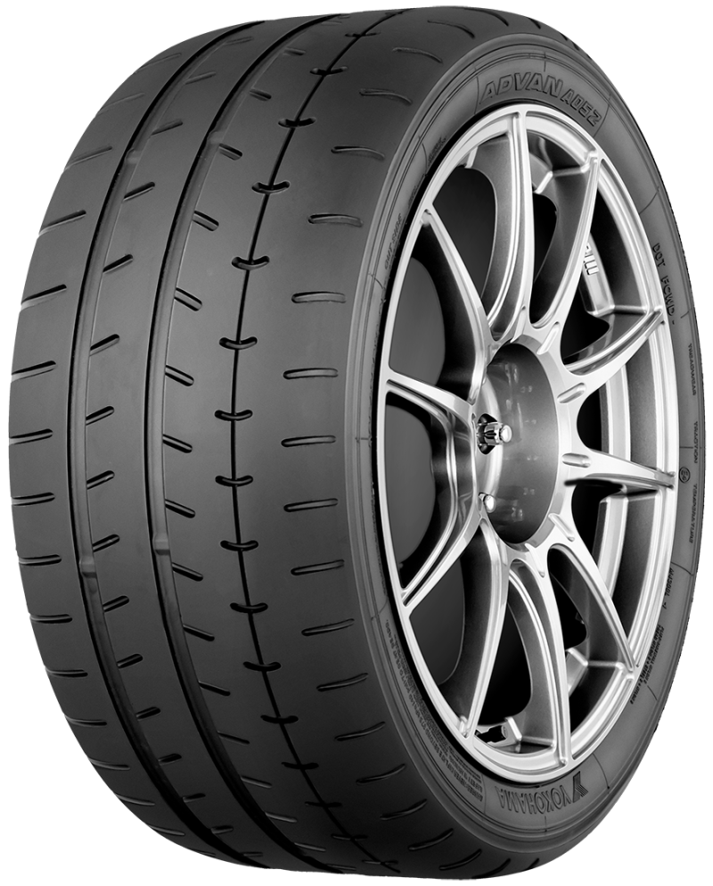 Yokohama Advan A052 Tire - 315/30R18 98Y YOK110115219