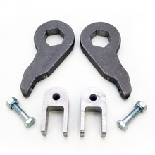 Load image into Gallery viewer, RG 2.5'' FRONT LEVELING KIT - CHEVY/GMC