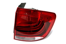 Load image into Gallery viewer, Taillight