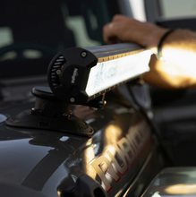 Load image into Gallery viewer, SeaSucker Light Bar Mount SEASM6110