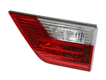 Load image into Gallery viewer, Taillight