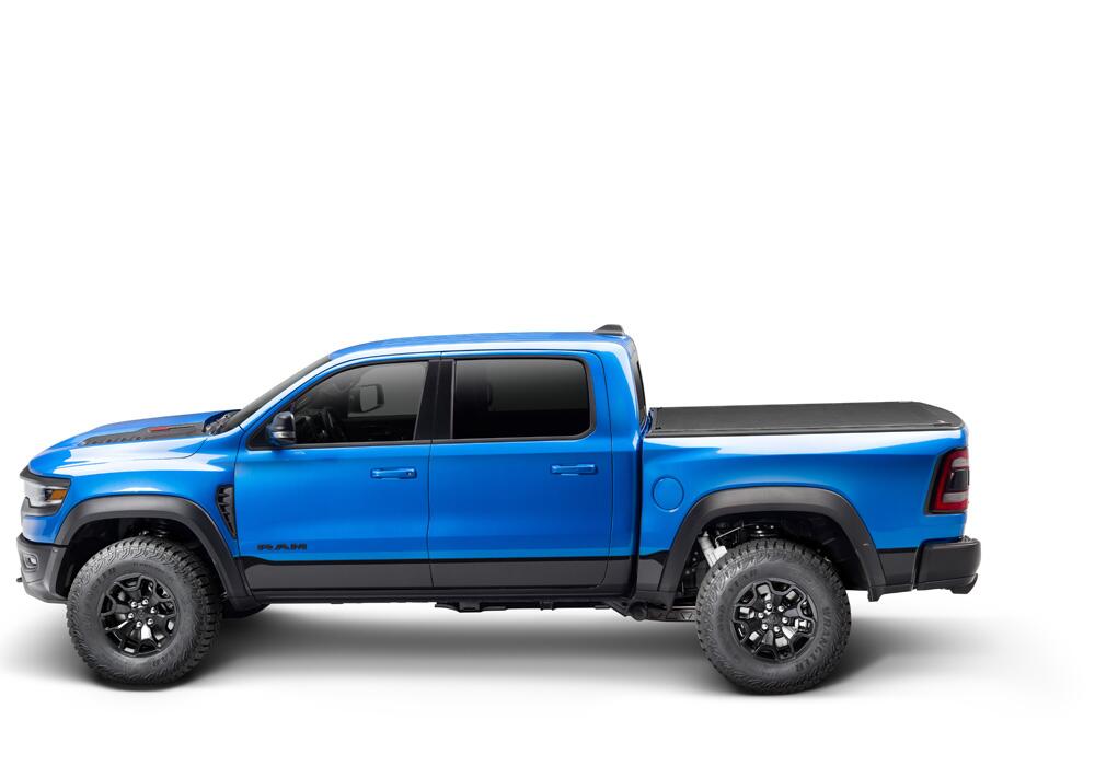 BK_Revolver-X2-2019-2022_HydroBlue-Ram1500_TRX_0222_Profile_Closed_01.jpg