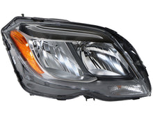 Load image into Gallery viewer, Headlight Assembly