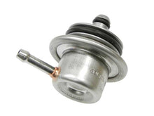 Load image into Gallery viewer, Fuel Pressure Regulator