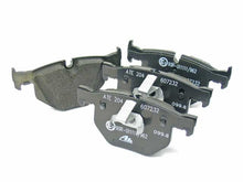 Load image into Gallery viewer, Brake Pad Set