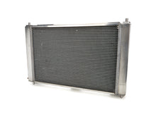 Load image into Gallery viewer, Fluidyne Radiator Mustang 97-04