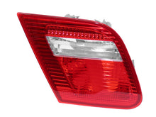 Load image into Gallery viewer, Taillight