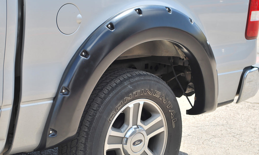 Lund_RXFlares_RX133T_rearview.jpg