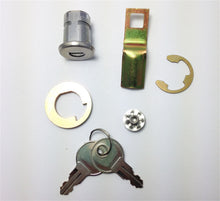 Load image into Gallery viewer, PL5225-Toyota_Tacoma_Small_Lock_Box.jpg