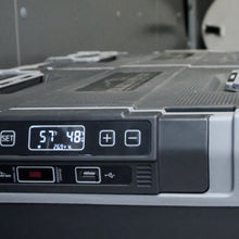 Load image into Gallery viewer, PROJECTX_AC57860-1_IMG12_P03_Lifestyle.jpg