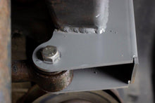 Load image into Gallery viewer, Rust Buster 1997-2006 Jeep Wrangler TJ &amp; Wrangler Unlimited LJ Rear Upper Track Bar Bracket RB4023