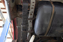 Load image into Gallery viewer, Rust Buster 1984-2001 Jeep Cherokee XJ Center Unibody Stiffeners RB6061