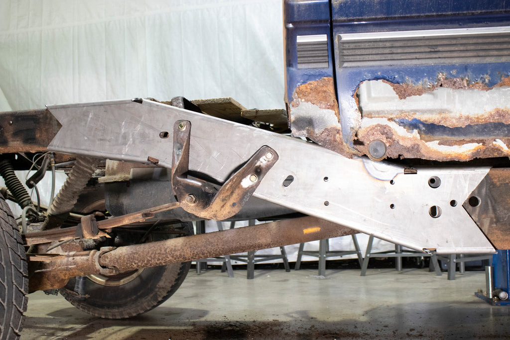 Rust Buster 1988-1998 Chevy/GMC C/K 1500/2500 Est Cab W/ 6 FT Bed Mid Frame Section RB7305
