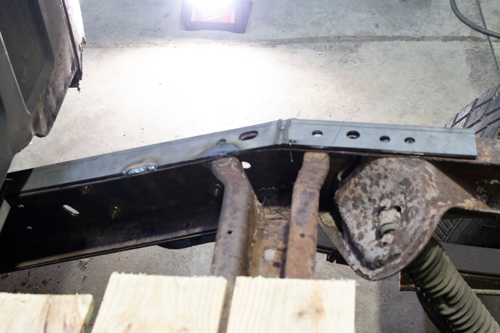Rust Buster 1988-1998 Chevy/GMC C/K 1500/2500 Est Cab W/ 6 FT Bed Mid Frame Section RB7305