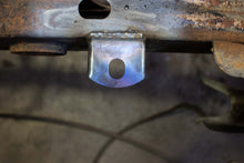 Load image into Gallery viewer, Center Bed Mount For 99-06 Chevy and GMC Pick Up Trucks Rust Buster Frameworks