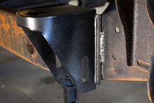 Load image into Gallery viewer, 99-06 Chevy 1500 Rear Cab Mount Right Rust Buster